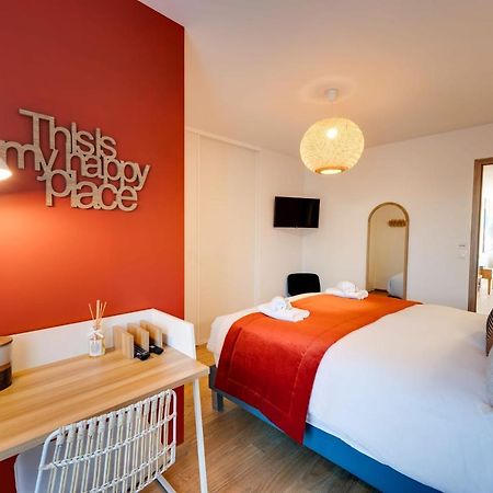 Le Reposoir - New 2 Bedroom Apartment With Terrace & Garage アヌシー エクステリア 写真