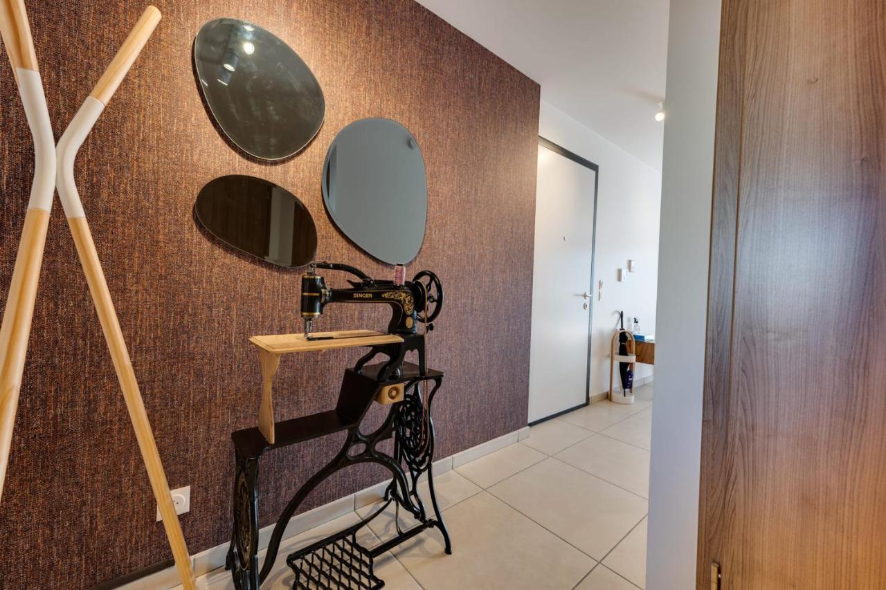 Le Reposoir - New 2 Bedroom Apartment With Terrace & Garage アヌシー エクステリア 写真